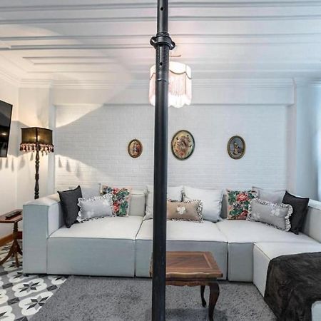 Historical 4-Br Home Steps From Besiktas Stadium & Bosphorus Views - Prime Nisantasi Location! Стамбул Экстерьер фото